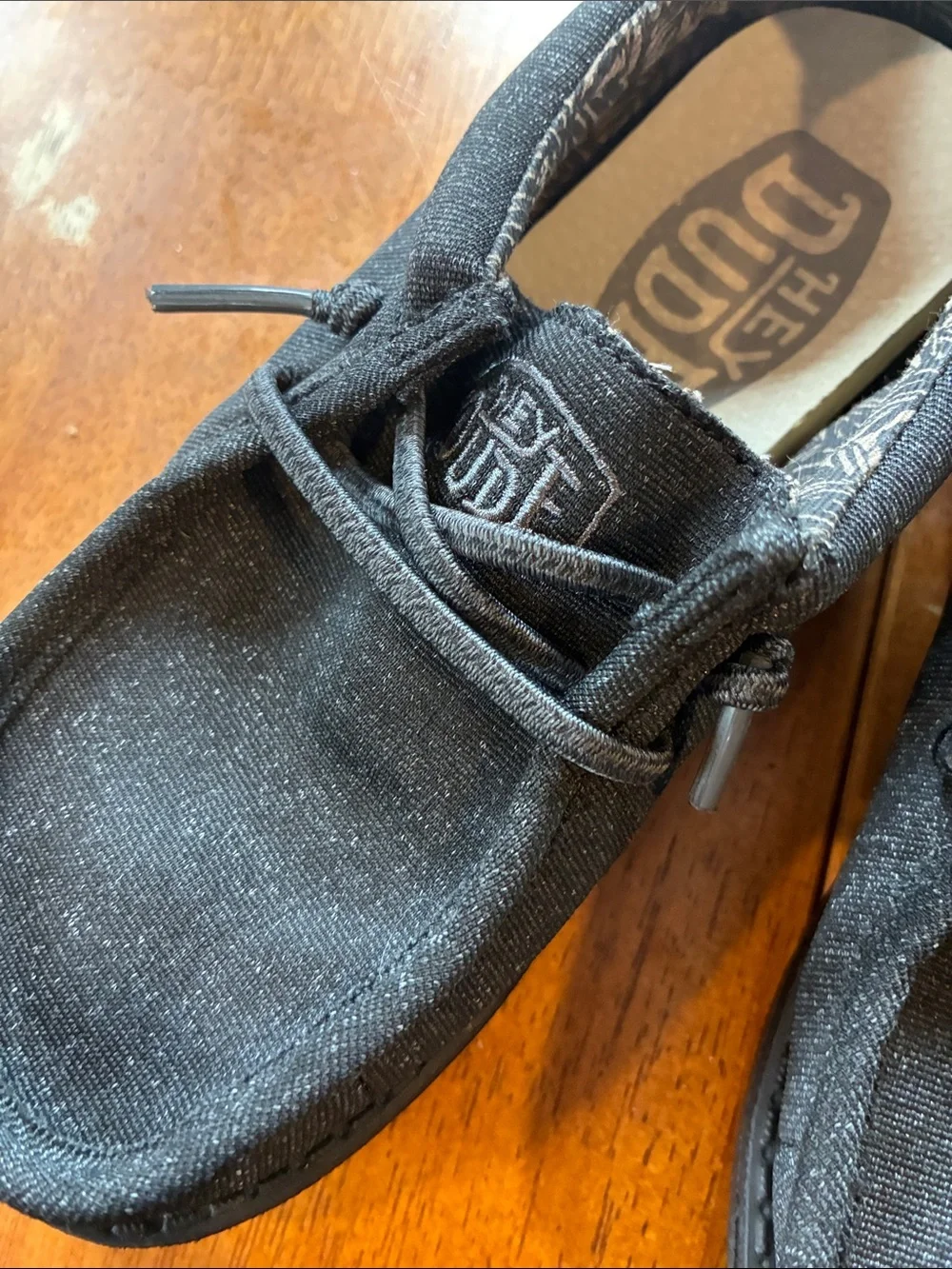 Hey Dude Wally Youth Basic Black Slip-On Shoes Kids Size K11 Lightweight
